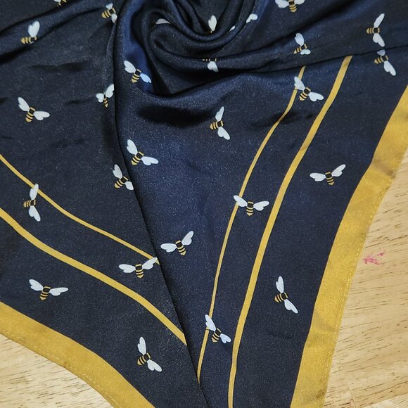 Sophie Allport Bees Polyester Scarf - Picture 7 of 7